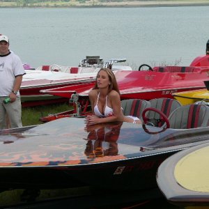 Hotboats_and_babes_273.jpg