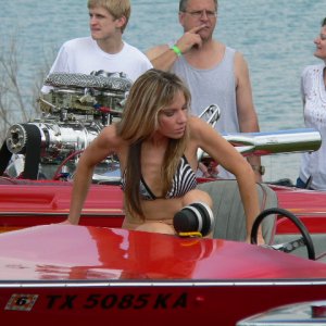 Hotboats_and_babes_289.jpg