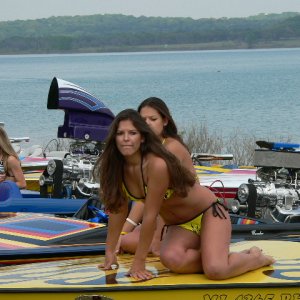 Hotboats_and_babes_297.jpg