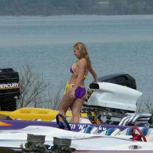 Hotboats_and_babes_309.jpg