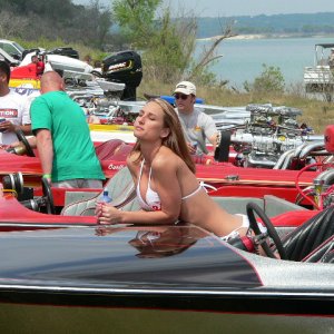 Hotboats_and_babes_342.jpg