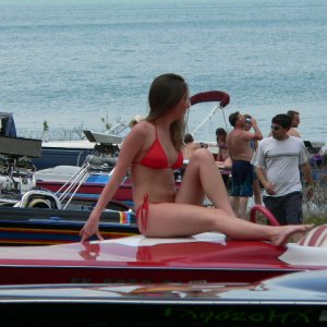 Hotboats_and_babes_377.jpg