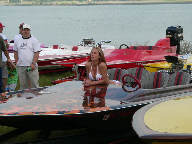 Hotboats_and_babes_273.jpg