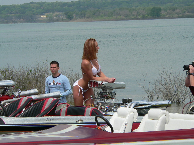 Hotboats_and_babes_325.jpg